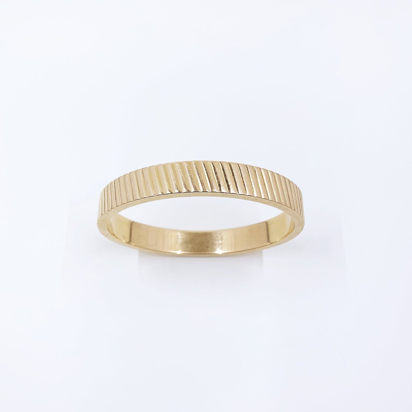 Vintage 14K Ribbed Hinged Bangle Bracelet | Gold Textured Stacking Bracelet