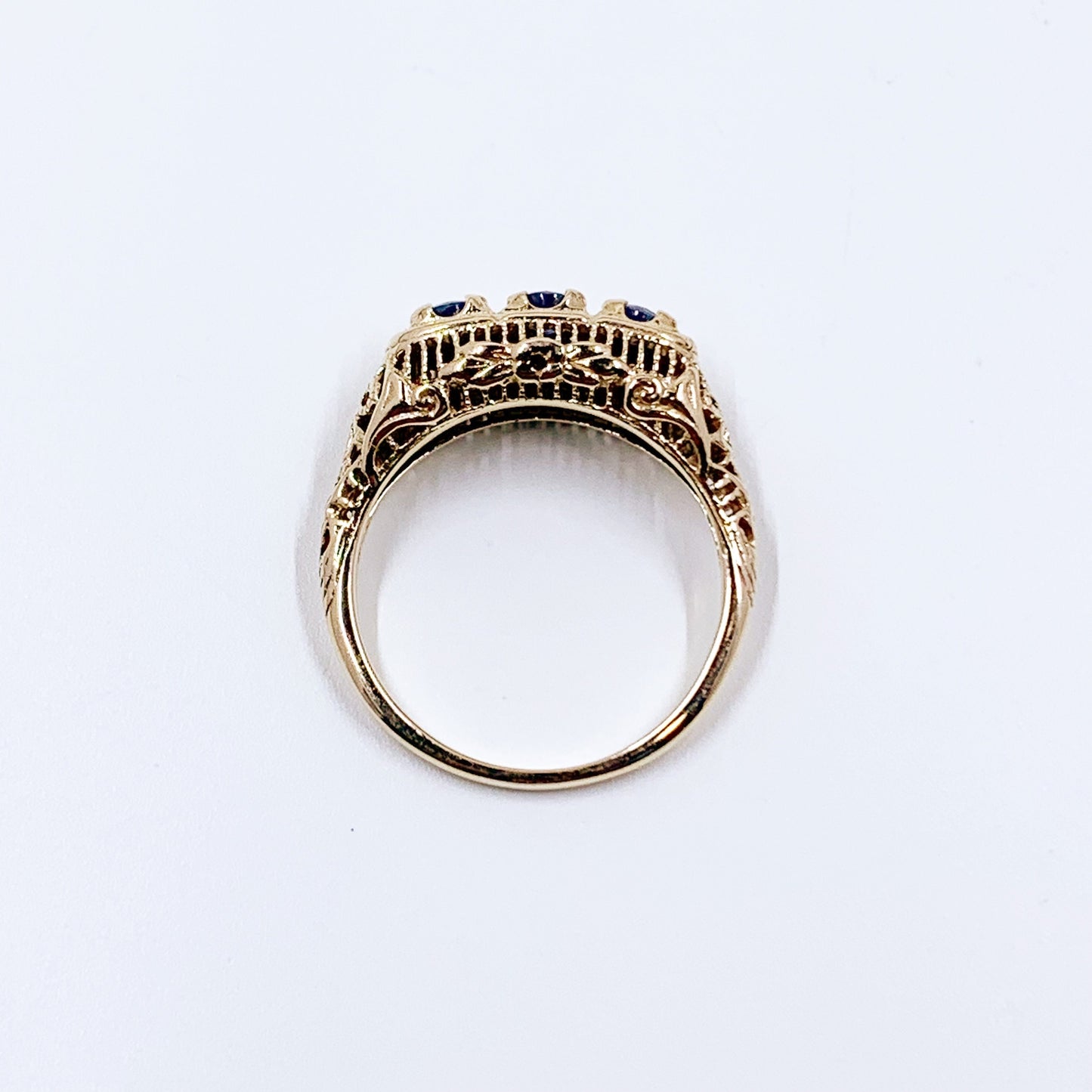 Vintage Sapphire Three Stone Filigree Ring |  Size 6.75 Ring
