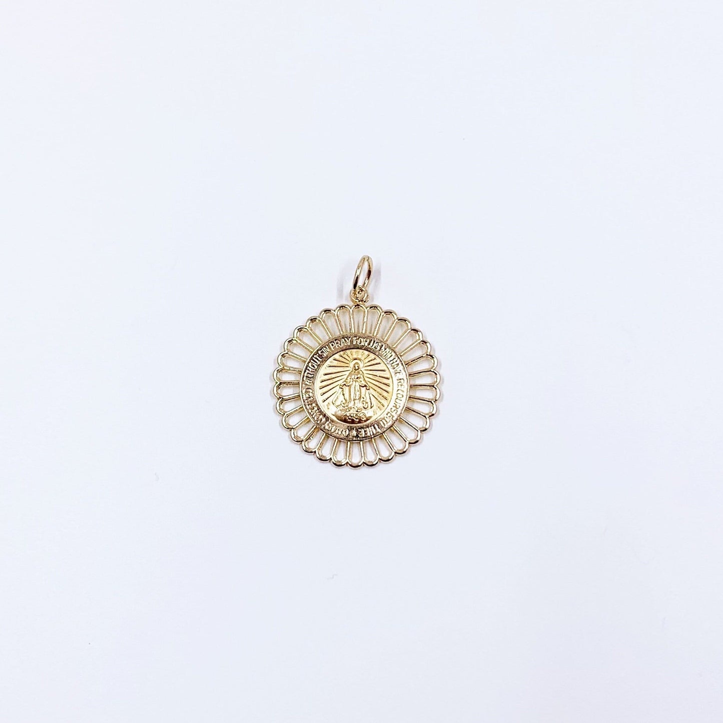 Vintage 14K Gold Virgin Mary Miraculous Medal Pendant