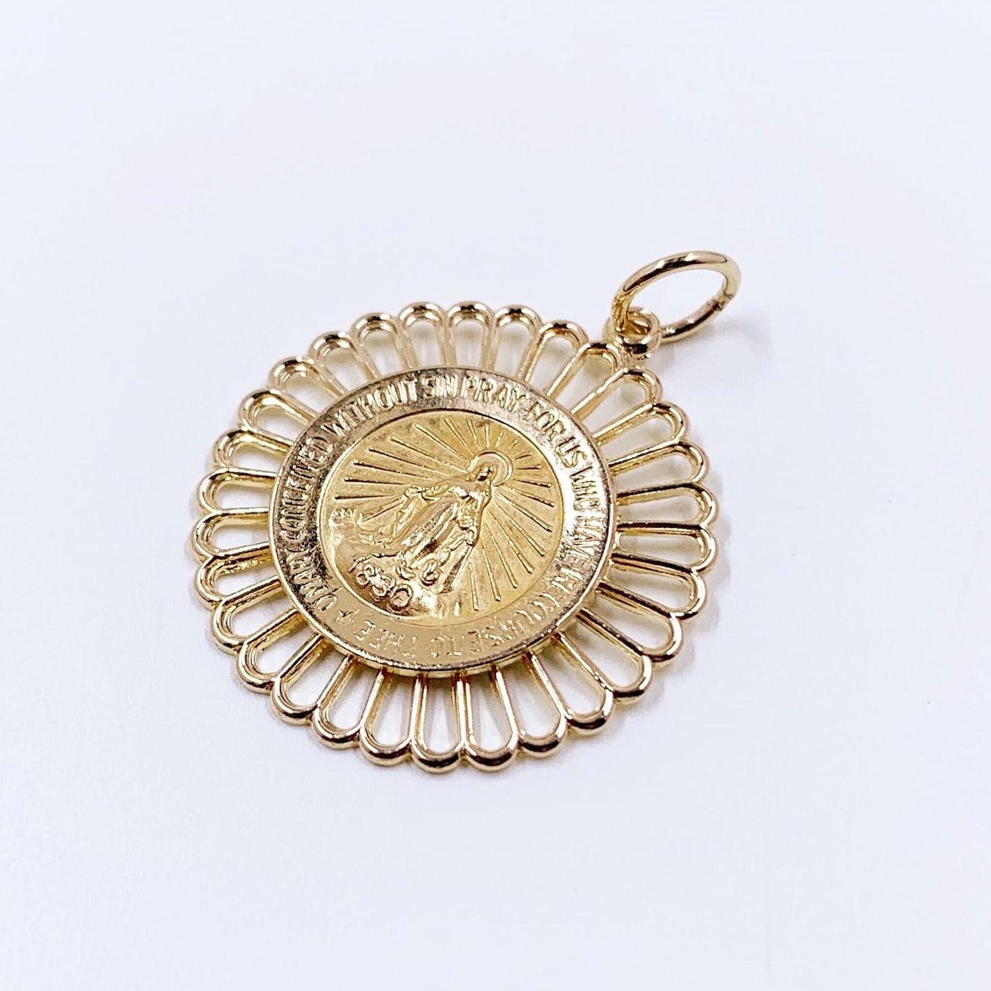 Vintage 14K Gold Virgin Mary Miraculous Medal Pendant
