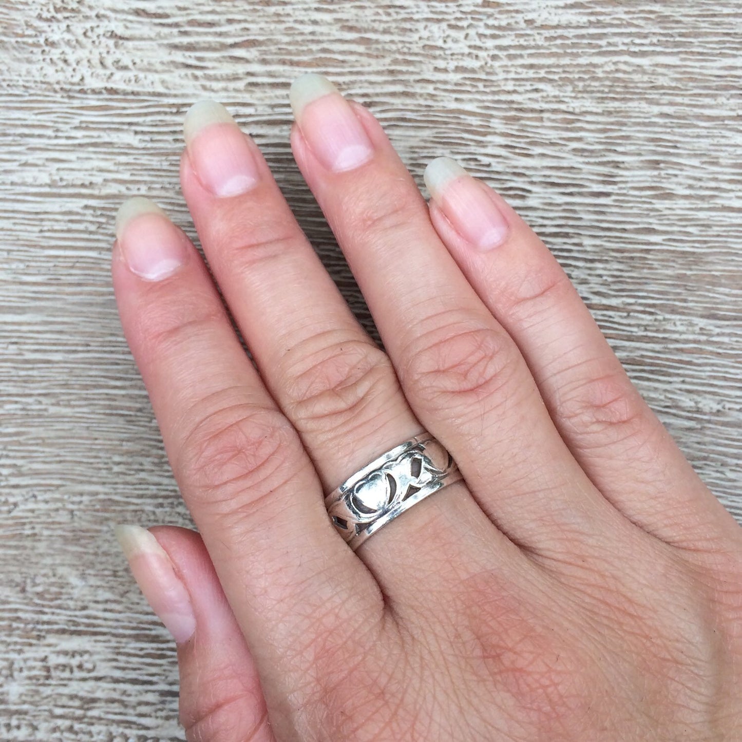 Vintage Heart Ring | Sterling Silver Band | Size 8 Ring